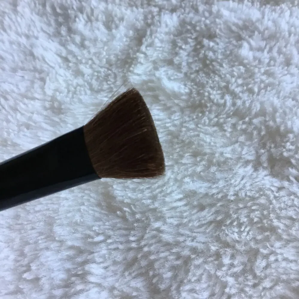 Bobbi Brown Eye Shader Brush-Old Version Style